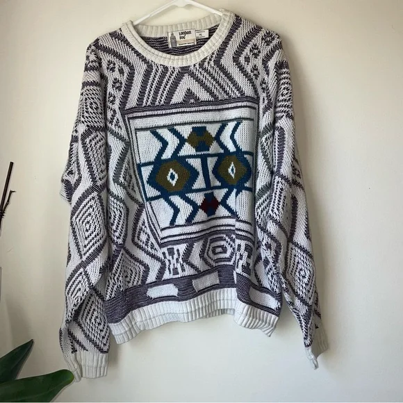 Vintage London Fog White Geometric Pattern Knit Sweater - Picture 5 of 5